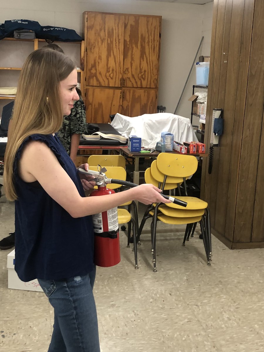 TCCTC1's tweet photo. Our Health Science 2 students were in the lab today checking off on Safety Skills. They demonstrated how to use a fire extinguisher using the PASS Method, how to lift &amp; carry heavy objects, and how to lift and push patients. #CTEWorks #HOSA #HealthScience https://t.co/YcS7PbZyMP