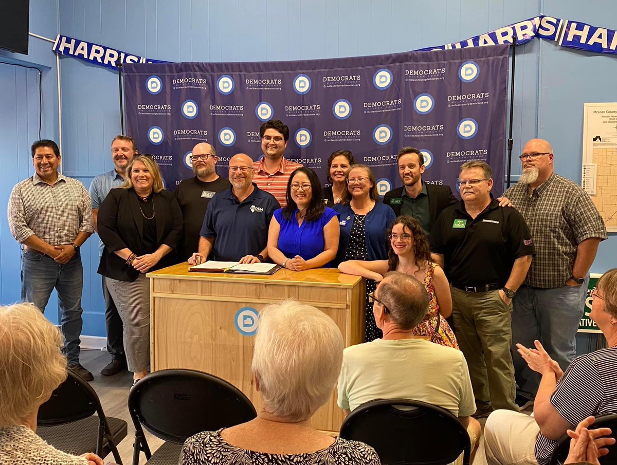 FriendsofRogal's tweet image. Our Democratic slate of county board candidates (10 of 11 seats on the ballot) state rep candidate in 105th and the hardest working downstate Representative @sharonchungIL … onward. More in 24 ✊🏼