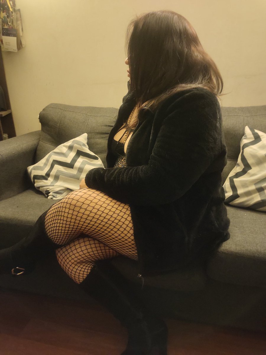 Encuentros_Pvs's tweet photo. Mis amores, nos encanta disfrutar con nuestros invitados perversos 😈😈😈, y HOY Miércoles 28 de Agosto desde las 18:30 Hrs hasta las 23:30 Hrs, tendremos fiesta HOT DIURNA (PAGADA) 😉😉😉. Interesados me escriben al WhatsApp https://t.co/s14DsSECpS

#SwingerChile #Swinger #Sexo https://t.co/Tu9ygk1s4M