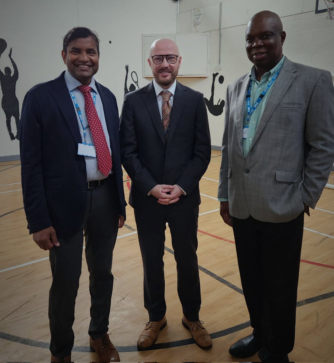 DrGarethEThomas's tweet photo. Lovely day to be at the official opening of Woodview in Whalley and to welcome @ClaireCNWL as our guest.. thank you to our Pennine leadership and teams for being brilliant and for supporting our patients and their families @WeAreLSCFT https://t.co/fF8jqfOn4R