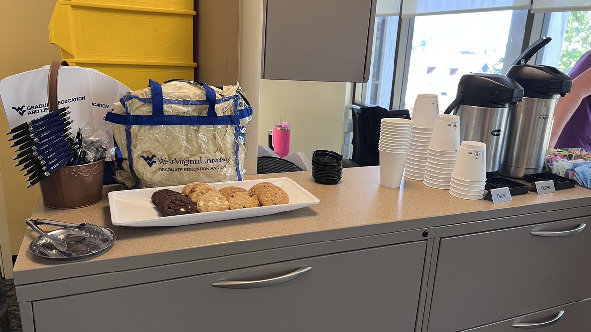 Come on out to room 249 in the Lair for the Grad Ed Open House. We’ll be here until 3 pm today.