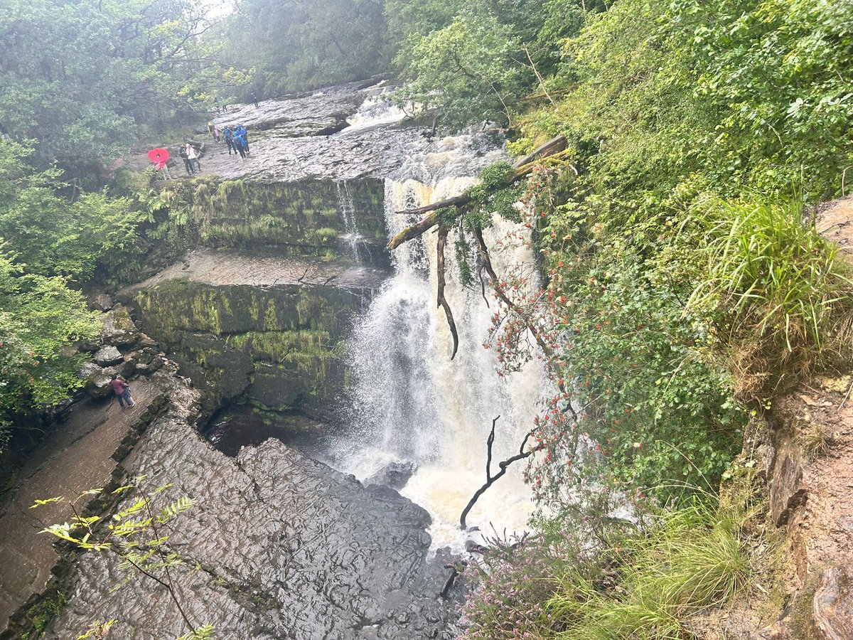 emergencysc's tweet photo. Jacque was preparing for Kili with a recent trip to Wales, where she completed the Four Waterfalls Walk. She was treated to stunning scenery as she enjoyed the trail. Jacque is raising money for Police Care UK, you can sponsor her efforts here; https://t.co/8kQ2f4ugq3 🏔️ https://t.co/QxDZK5GdTl