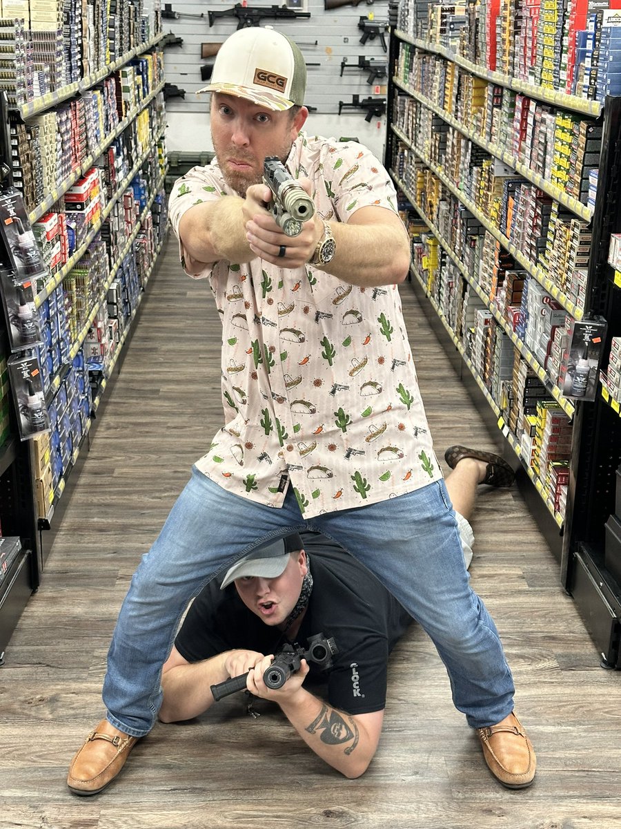 TryFDC's tweet photo. Retro-Rifle shirts back in stock. Look as cool as the GCG boys. #gunshit #freedom #retrorifle @retrorifle https://t.co/gEe217P2TW
