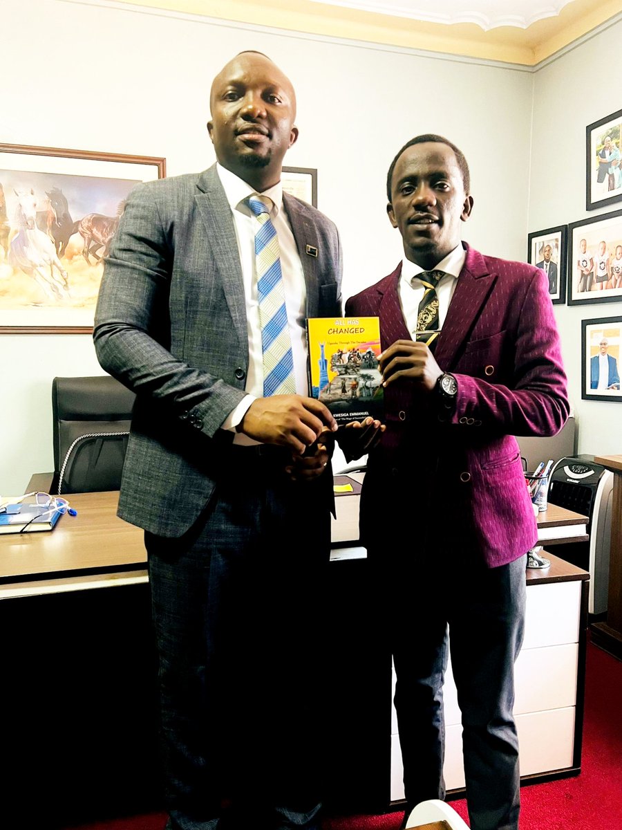 KWESIGA EMMANUEL πΊπ¬ (@kwesiga_emma) on Twitter photo This afternoon, I met and shared with <a href="/TumukundeTT/">TumukundeTonny(TT)</a> about my forthcoming book launch.
He contribute financially to the launch, and he will be a panelist on the second panel, which will be moderated by <a href="/CanaryMugume/">Canary Mugume</a>
Thank you sir, <a href="/TumukundeTT/">TumukundeTonny(TT)</a>. This afternoon, I met and shared with <a href="/TumukundeTT/">TumukundeTonny(TT)</a> about my forthcoming book launch.
He contribute financially to the launch, and he will be a panelist on the second panel, which will be moderated by <a href="/CanaryMugume/">Canary Mugume</a>
Thank you sir, <a href="/TumukundeTT/">TumukundeTonny(TT)</a>.