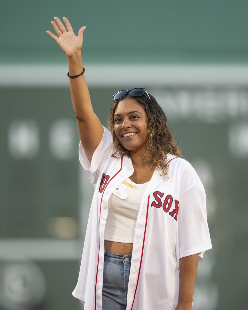 Wasabi Fenway Bowl tweet media