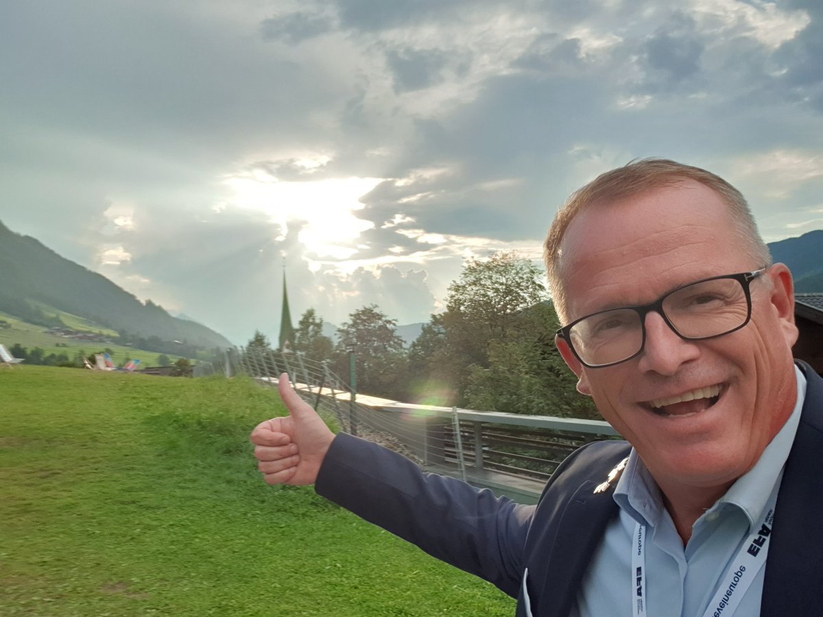 GunterFehlinger's tweet photo. Nato is the sun https://t.co/xsd1TtSpsB