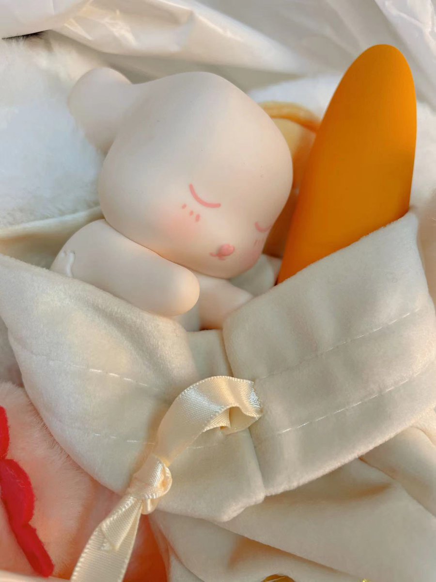 🎀🎀转帖抽新品春心兔小玩具🎀🎀

【纵锦浪里】与品牌【春心万岁】联名新品——【春心兔】来咯🐰

【点赞】+【转帖】本条，9月5日晚22:00在转帖列表里抽一个小可爱送春心兔一套（草莓🍓or胡萝卜🥕款式任选