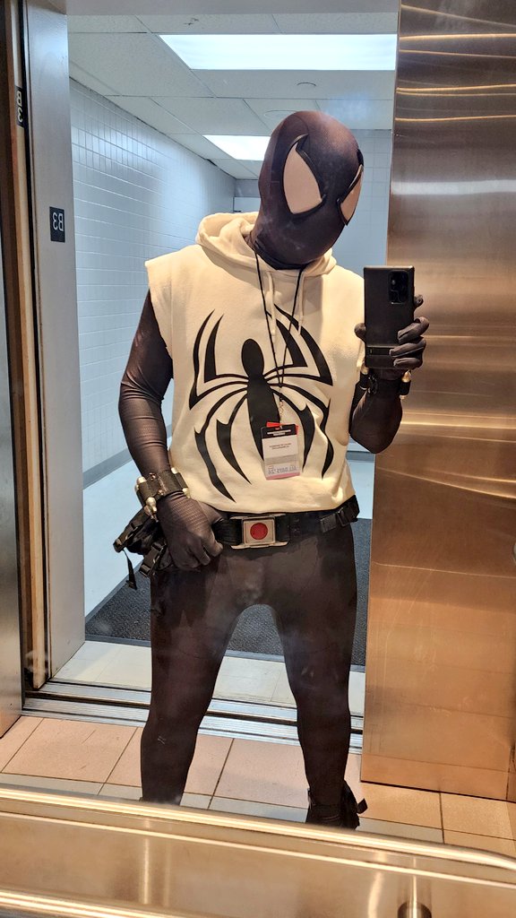 Mirror selfie! Drop yours below.