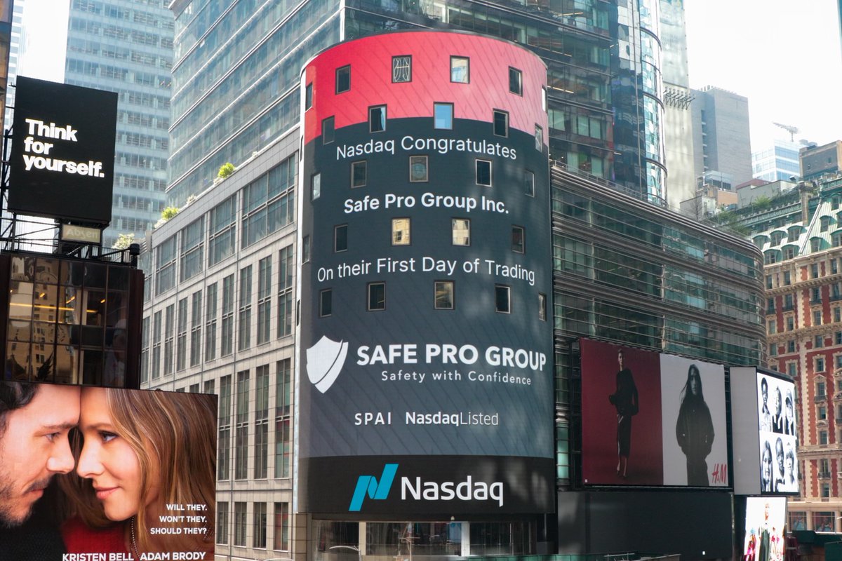 SafeProGroupCo's tweet image. $SPAI Very exciting day for Safe Pro Group with our IPO on @Nasdaq, a milestone for our team &amp;amp; partners including @awscloud as we work to harness the power of #AI to help address the #landmine crisis in #Ukraine &amp;amp; around the world! @airbornerespons