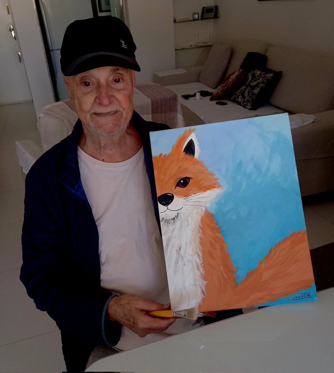 ACaixaLilas's tweet photo. Mais uma tela terminada pelo seu Antônio na aula de hoje. Raposinha 🤏🏼🧡 https://t.co/HgOlPX82X3