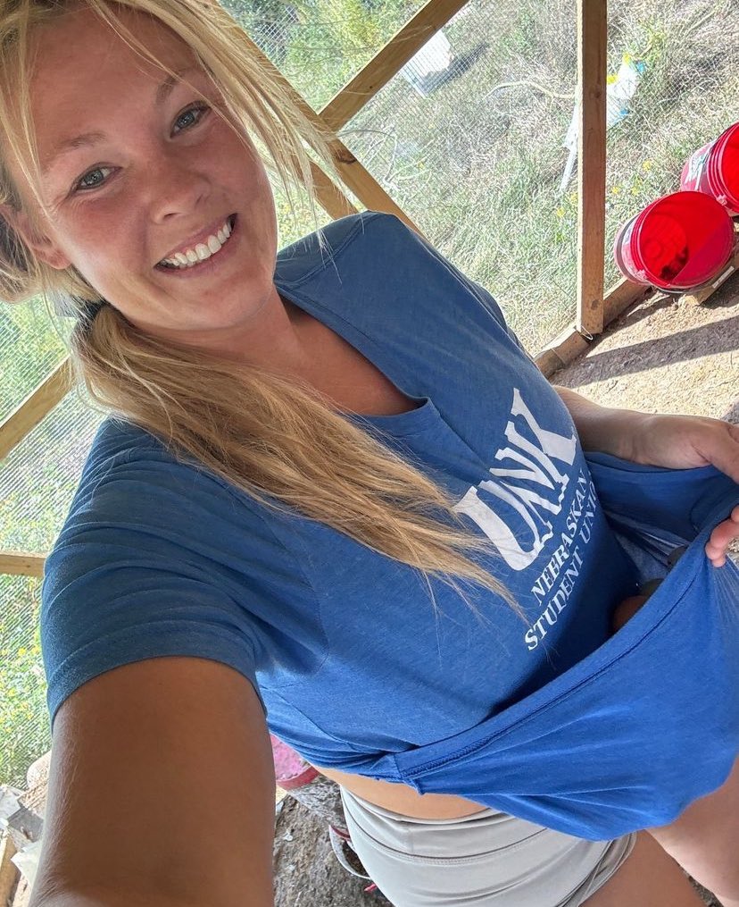 Fffviviandan's tweet photo. When you've got too many eggs and not enough cartons!
Farm life problems, right? What creative
ways do you use to store your eggs? #FarmLife #EggOverflow #FarmHustle #HappyHens #CountryLiving #EggCollection #FarmChores #RanchLife #TooManyEggs #FarmVibes #FarmFresh #FarmProblems https://t.co/mSqNmwnTbB