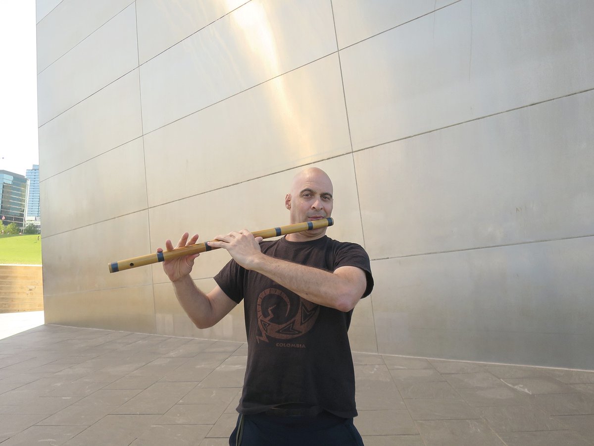 bansuribliss's tweet photo. Learn #bansuri with Dr. Kerry Kriger @kerrykriger today on Zoom during the free Bansuri Bliss Office Hours. Ask your raga related questions and get feedback on your playing. https://t.co/KGlSmVB7vs August 28th @ 5pm US PST 

#BansuriBliss #IndianMusic https://t.co/GWgSltiDf3