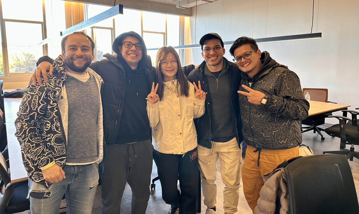 TRU Web3 - Blockchain dev & product design (@truweb3) on Twitter photo 🎉Shoutout to <a href="/da_carva/">David Carvajal ⚡</a>, <a href="/scguaquetam/">Sebas</a> from <a href="/truweb3/">TRU Web3 - Blockchain dev & product design</a> for teaming up with <a href="/AndrNeyra/">Andr</a>(ex Truweb3), <a href="/pinalikefruit/">Piña🍍</a>, and <a href="/tokyo10086/">twone.eth</a> on their achievements at the <a href="/crecimientoar/">Crecimiento 🌞</a> Hackathon!
They developed a tool to uncover the often-hidden plight of domestic and sexual violence victims 🎉Shoutout to <a href="/da_carva/">David Carvajal ⚡</a>, <a href="/scguaquetam/">Sebas</a> from <a href="/truweb3/">TRU Web3 - Blockchain dev & product design</a> for teaming up with <a href="/AndrNeyra/">Andr</a>(ex Truweb3), <a href="/pinalikefruit/">Piña🍍</a>, and <a href="/tokyo10086/">twone.eth</a> on their achievements at the <a href="/crecimientoar/">Crecimiento 🌞</a> Hackathon!
They developed a tool to uncover the often-hidden plight of domestic and sexual violence victims
