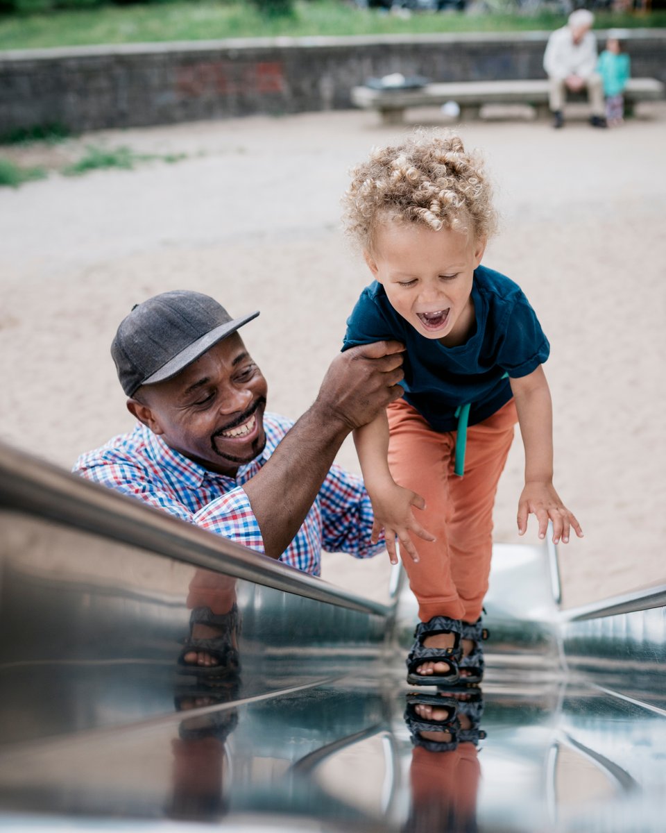 DignityHealth's tweet photo. #BeKindToHumankindWeek reminds us of the quiet strength in everyday kindness. It’s the simple actions that bring us closer, fostering connections that uplift and heal. Let’s come together to make these moments of humankindness a part of our daily lives. #Hellohumankindness https://t.co/DCCCPkovrq