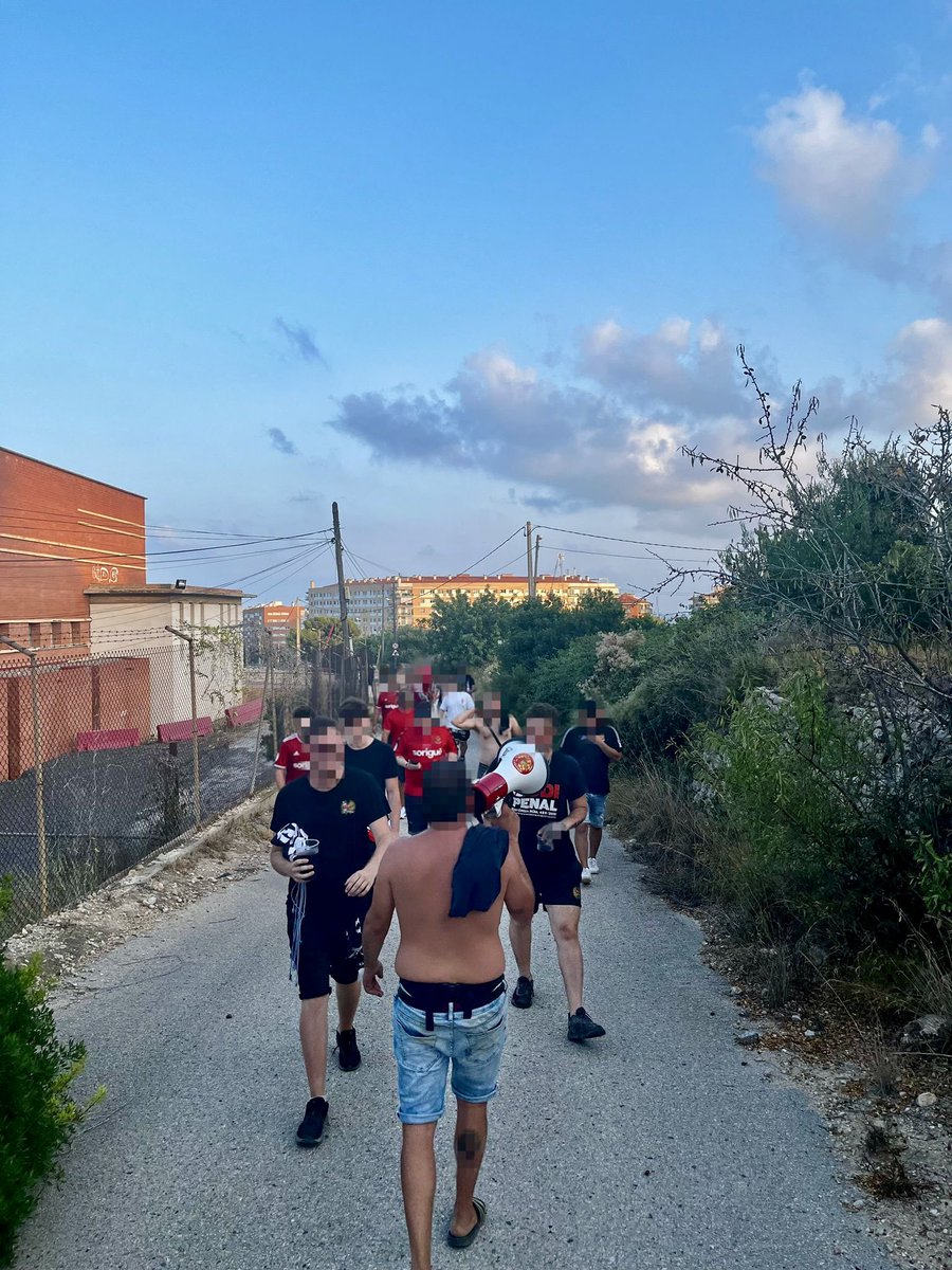 alterats86's tweet photo. Per nosaltres un sentiment, per vosaltres un negoci⚒️ https://t.co/xFQSrv8jWQ