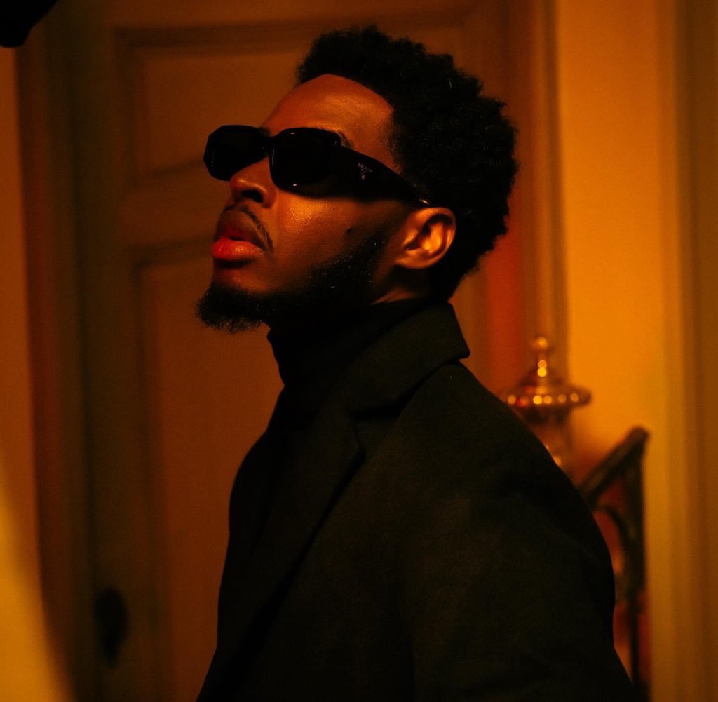 wendyyymedia's tweet image. Si gen yon rapè ki ENKONPARAB nan biznis lan se WENDYYY l ye. L’unique GOAT 🐐