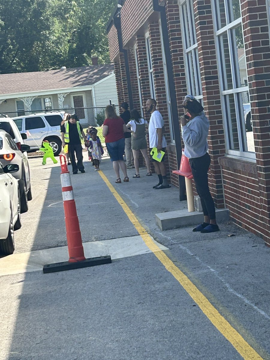 It takes a village-all of us working together has made our arrival and dismissal so smooth! Check out some pics from dismissal today. Safety first! <a href="/RQSElementaryED/">Dr. Anthony L. Moore</a> <a href="/DrPenK/">𝓓𝓻. 𝓟𝓮𝓷𝓮𝓵𝓸𝓹𝓮 𝓔. 𝓜𝓪𝓻𝓽𝓲𝓷-𝓚𝓷𝓸𝔁🎶</a> <a href="/RQSCAO/">Chris Greiner</a>