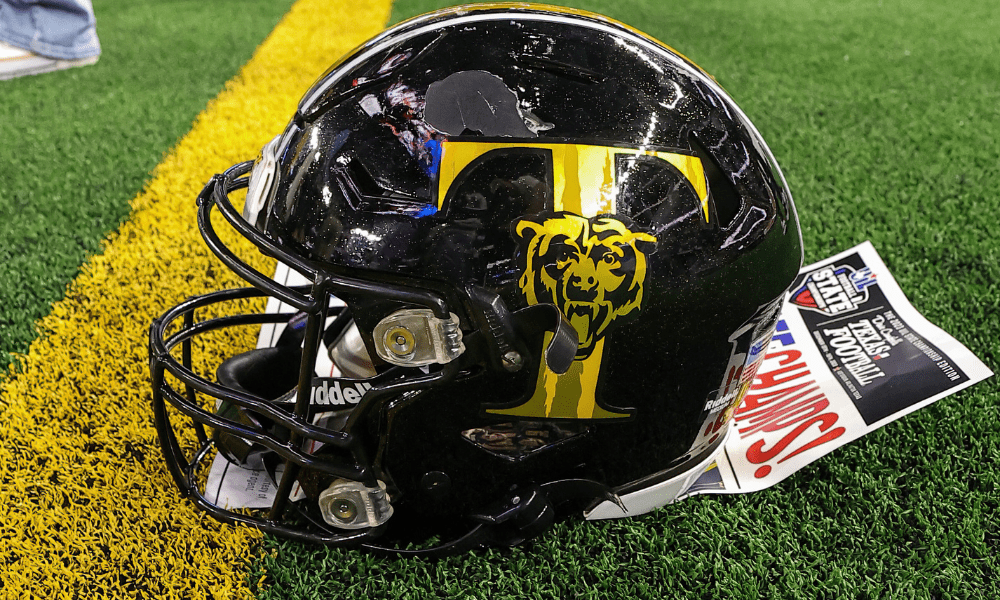 Texas HS Football (@texashsfootball) on Twitter photo Can Timpson Repeat?
2024 Timpson Bears Season Preview: texashsfootball.com/2024-timpson-b… <a href="/TimpsonISD/">Timpson ISD</a> Can Timpson Repeat?
2024 Timpson Bears Season Preview: texashsfootball.com/2024-timpson-b… <a href="/TimpsonISD/">Timpson ISD</a>