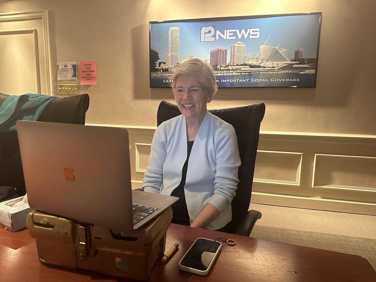 KamalaForWI's tweet photo. Behind the scenes, look at the @Swifties4Kamala event with @ewarren jumping on the call from Wisconsin! #S4KCall https://t.co/zuJhcY72Hg