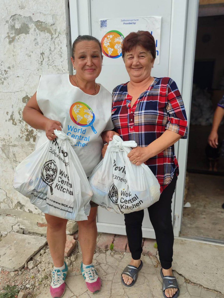 WCKitchen's tweet image. A recent rise in Russian shelling is causing instability in the electric supply for the communities near Zolochiv in the Kharkiv region, just 12 miles from the frontline. Basic tasks like shopping for food are increasingly difficult. To support families in the area, WCK recently…