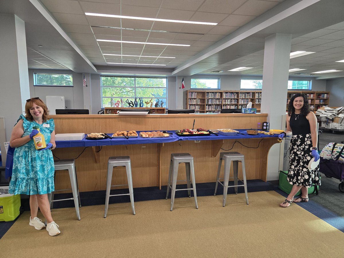We had a fantastic time hosting our #1stCoffeeTalk on #ParentEngagement with our #MultilingualParents! Plus, our #Newcomers had the opportunity to practice their English with the amazing <a href="/DrShawnPerry/">Dr. Shawn S. Perry</a> ❤️ #ESLWorld #EmpowerEBFISD <a href="/FHSRaccoons/">Frisco High School</a> <a href="/fhs_esl/">FHS ESL Department</a> <a href="/FISD_EB/">Frisco ISD ESL and Bilingual</a> <a href="/Michaela_ENGAGE/">Michaela Stovall</a>
