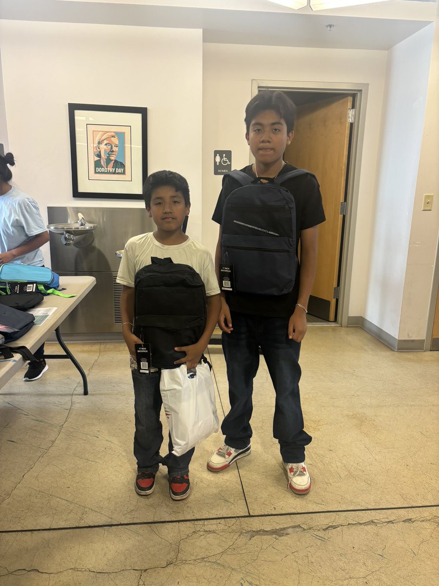 CCDOM1's tweet image. Today at Unity Square in New Brunswick, over 225 residents attended a Back to School Health Fair Event. 

Various vendors attended and handed out information and school supplies and children even received backpacks. 

#ccdom #CatholicCharitiesDOM #unitysquare #newbrunswick