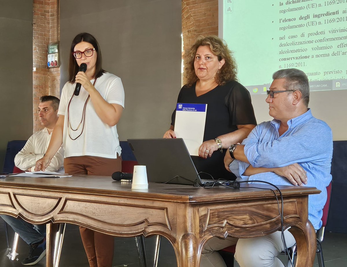 𝗜𝗹 𝗹𝗮𝘃𝗼𝗿𝗼 𝗱𝗶 𝘀𝗾𝘂𝗮𝗱𝗿𝗮 𝗽𝗲𝗿 𝘂𝗻𝗮 #𝘃𝗲𝗻𝗱𝗲𝗺𝗺𝗶𝗮 𝗯𝘂𝗼𝗻𝗮 𝗲 𝗴𝗶𝘂𝘀𝘁𝗮 

Paola Lanzavecchia, presidente Sezione Vini: «Il lavoro di squadra è la chiave per continuare a fare bene, tutelando il lavoro buono e giusto»