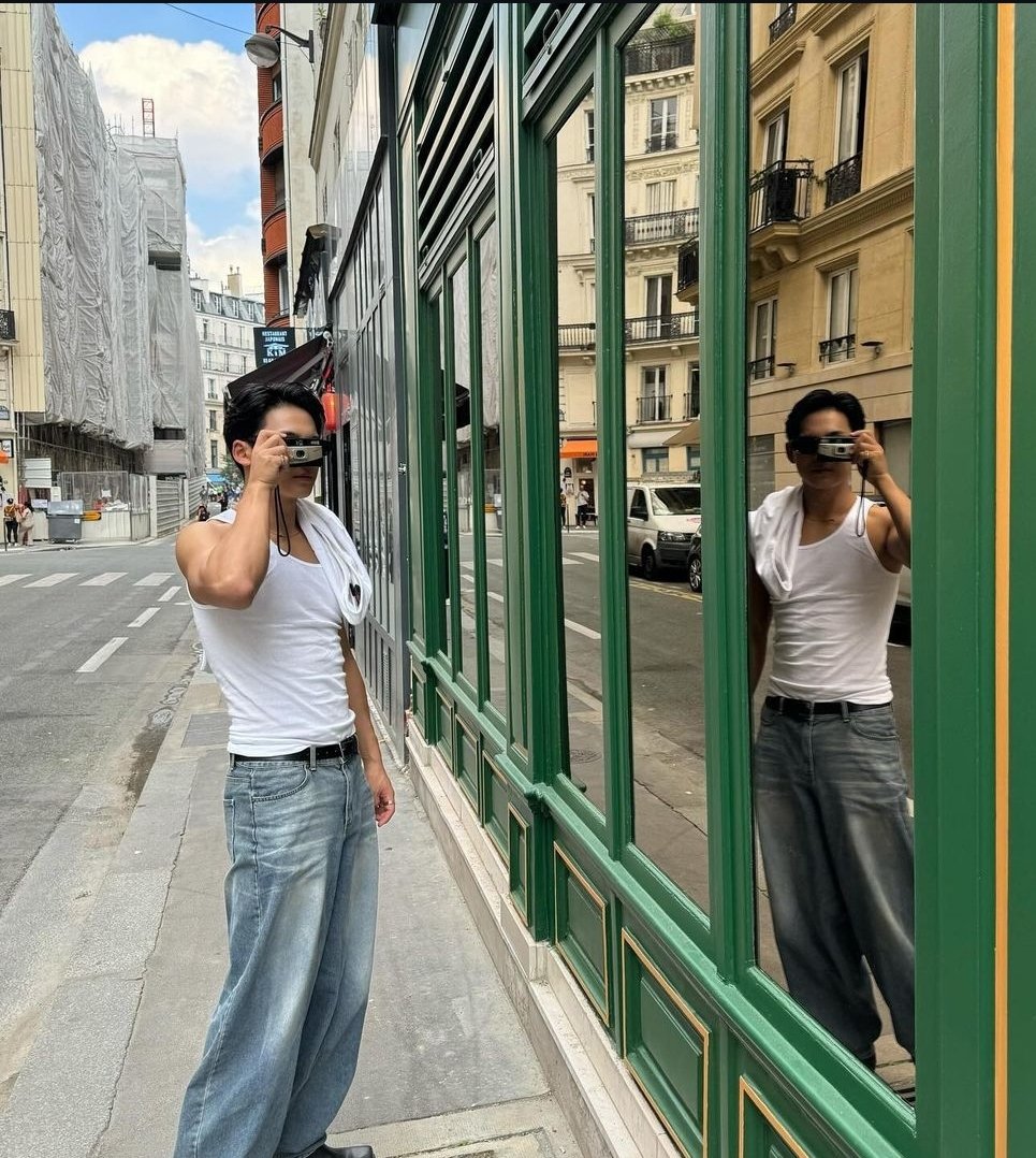 igronman's tweet image. Escobar in town