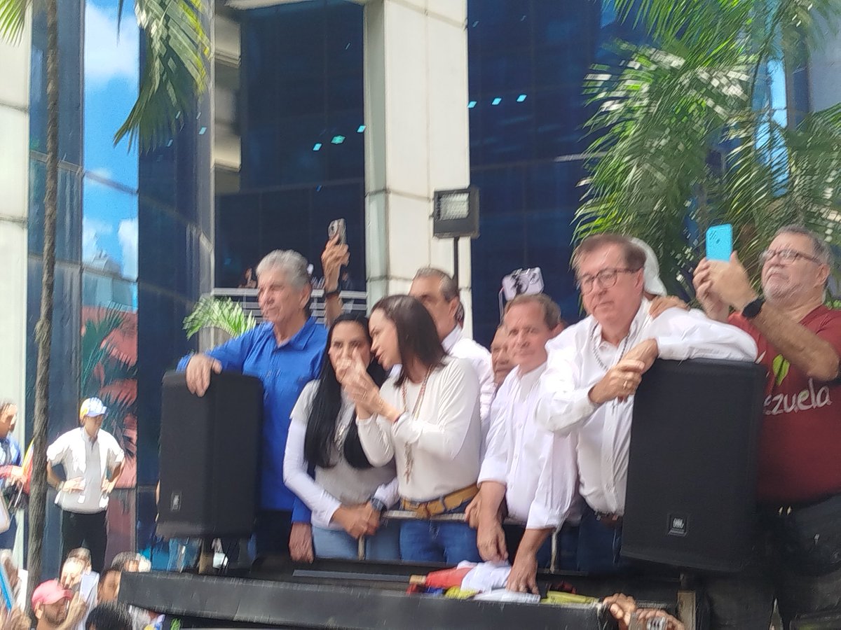 MCM en el líder. Arriba Venezuela!!!!