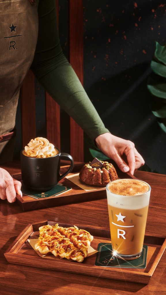 Starbucks Reserve’s new fall- favorite menu item  has  arrived.  

The Pumpkin Spice Croffle, a croissant turned waffle, is sold exclusively at the Empire State Building Starbucks Reserve location. 

Get yours today!
