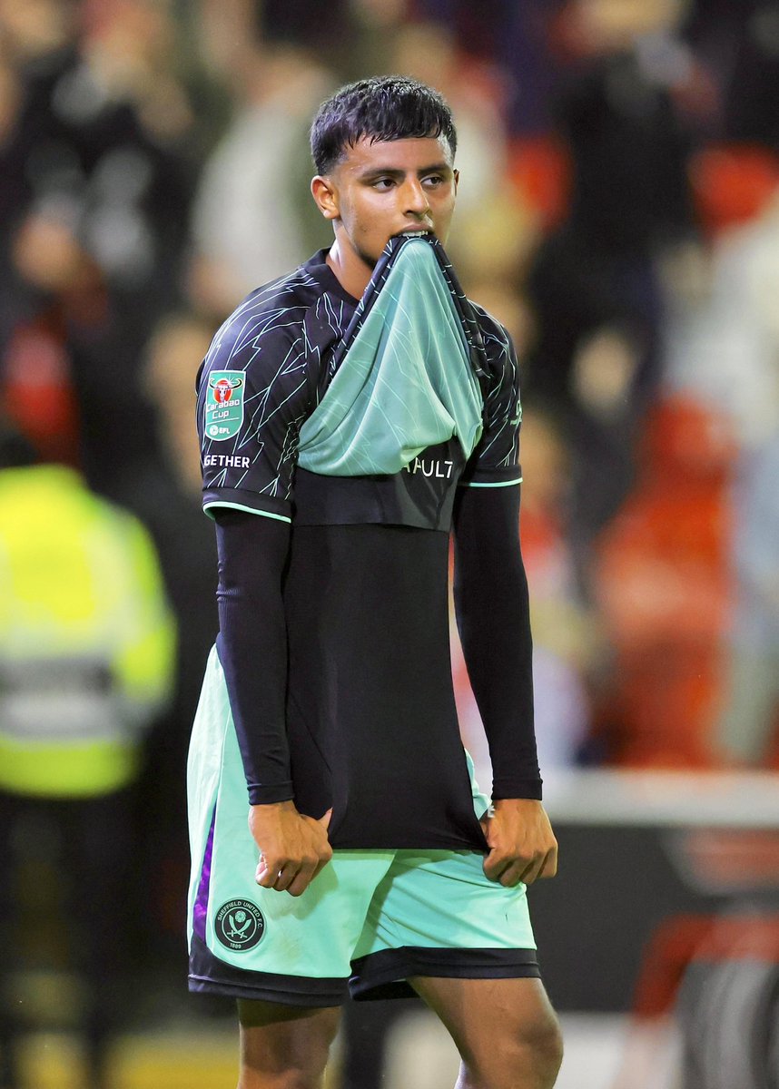 sai sachdev (@saisachdev_) on Twitter photo Disappointing result last night β¦
Happy to get my first for <a href="/SheffieldUnited/">Sheffield United</a> βοΈβ€οΈ Disappointing result last night β¦
Happy to get my first for <a href="/SheffieldUnited/">Sheffield United</a> βοΈβ€οΈ