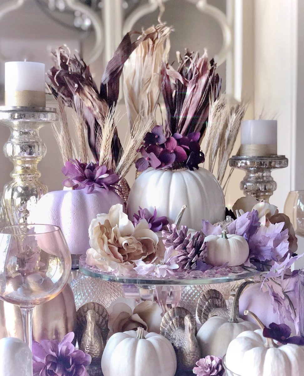 There are so many different colours for fall decorating… Here’s how I used shades of Purple with soft neutrals and pops of gold for a fun colour palette option for one of my Autumn tablescape designs!💜
#PurpleLove #FallTablescape #FallDecor #PumpkinDecor