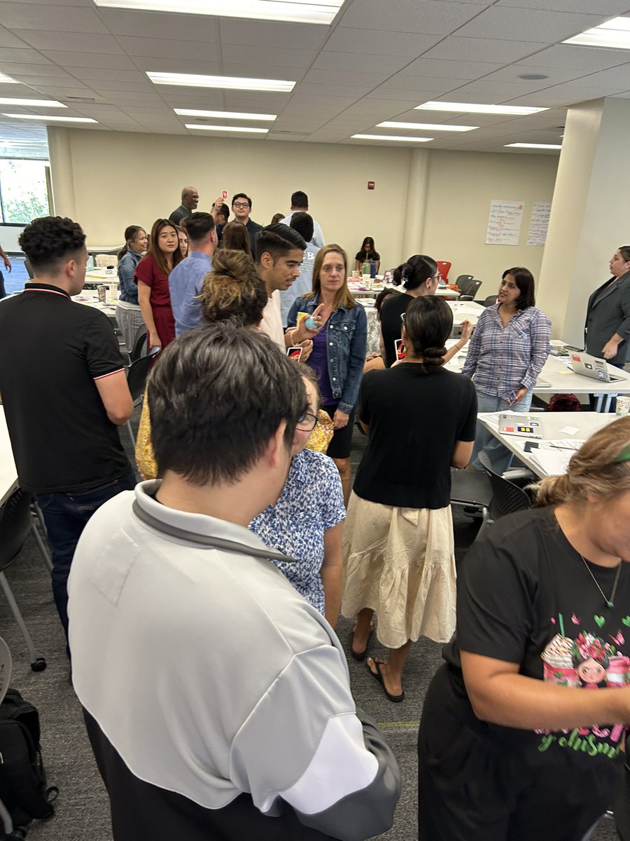 Kristin Barnson tweet media