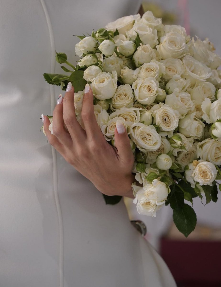 styleinour's tweet photo. مره تعجبني هالبنت كل شي في حياتها يشبهها شغلها وبيتها وملابسها وكل شي ماشاءالله ، احب ذوقها وهدوءها 🤍 https://t.co/pO1pqlICk9
