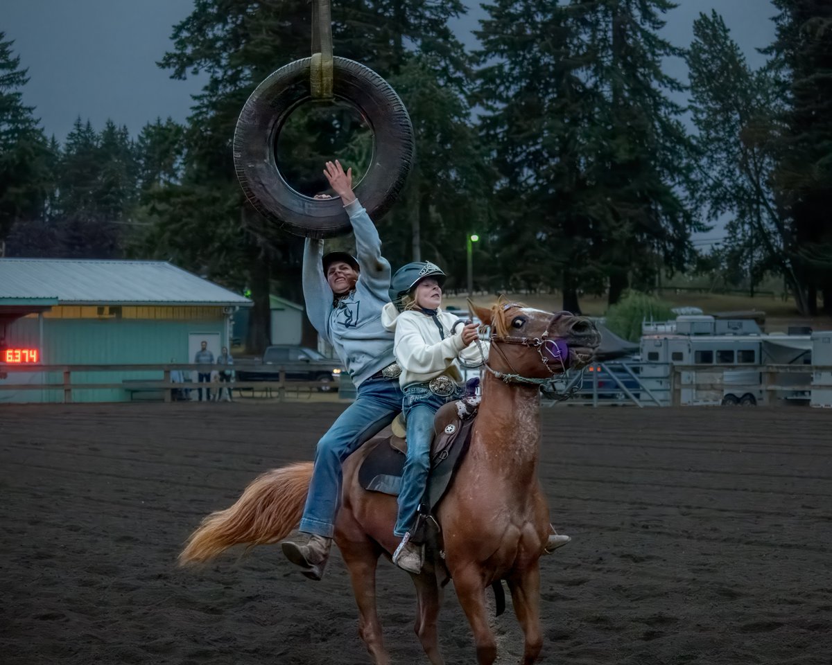 chingsemb's tweet image. Playing a little hangman before Rodeo Starts