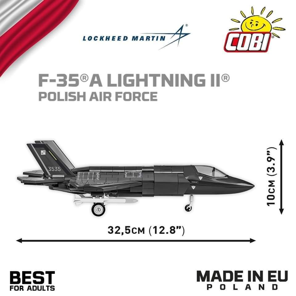 COBI_Bricks's tweet photo. 🇵🇱 Klockowy F-35 HUSARZ z szarymi szachownicami może wylądować w Twoim domu 🏡
✅ Model idealny do kolekcji co potwierdzają entuzjastyczne recenzje 😄
☑️ Licencyjny @LockheedMartin  F-35®️A Lightning II®️, 
✅ Myśliwiec 5 generacji w malowaniu polskim 🇵🇱 czeka na Ciebie w naszym sklepie 🛒⤵️
https://t.co/T91LKtxeg5
▪️COBI-5832,
®️ Licencja LOCKHEED MARTIN 
▪️ 580 el.
▪️ Skala 1:48,
▪️ 1x kompletna figurka pilota,
▪️ Klockowa podstawka i tabliczka z nazwą,
▪️ PAD PPRINTED, tylko nadruki‼️
▪️ Wydaliśmy również inne wersje narodowe 🇺🇲🇬🇧��🇴 👍
🧔 Best for Adults
⚙️ MADE IN 🇵🇱🇪🇺

🇵🇱🇵🇱🇵🇱
#F35 #polishairforce #SiłyPowietrzne #Husarz #LockheedMartin
