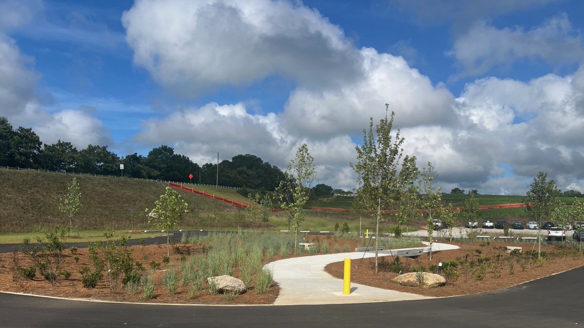 ForesiteGroup's tweet photo. The Eastern Regional Infrastructure (ERI) project in Gwinnet County is open! The $125 Million project has approximately 5 miles of new paved trails, a new trailhead with parking, a comfort station with bike repair amenities, and expanded and upgraded water and sewer service. https://t.co/s2JMM8d0tI