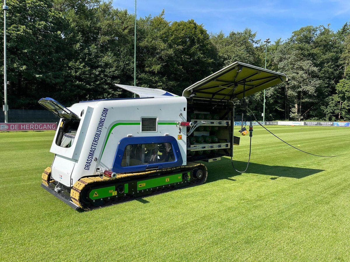 Our <a href="/GrassMaster1989/">GrassMasterSolutions</a> team is proud to be an awardee of the <a href="/NFL/">NFL</a>'s crowdsourced HealthTECH Challenge! 🏈 🙌 This announcement highlights our role as a pioneer in the hybrid market, providing solutions, such as our PlayMaster lay &amp; play, that promote safe and reliable playing