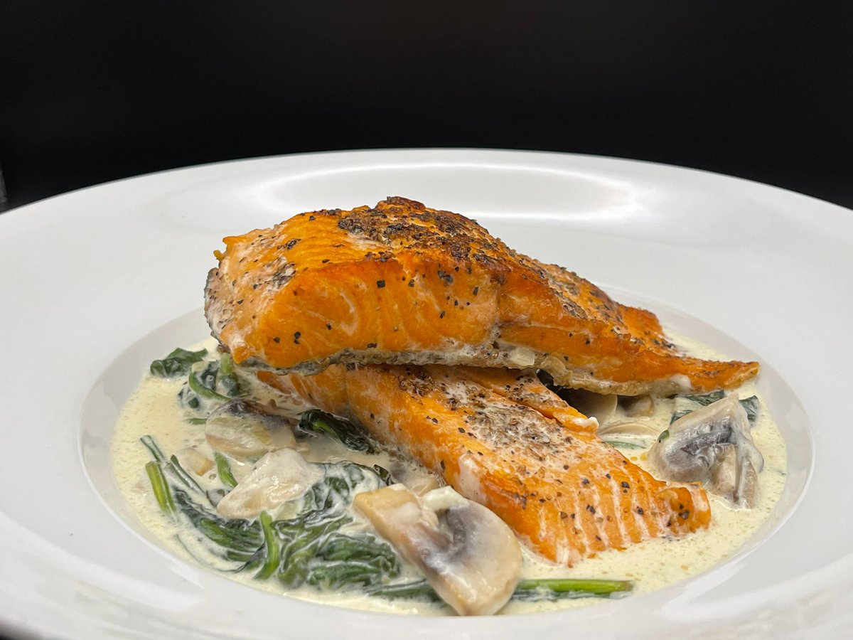ChefAnoush's tweet image. Thank you for Watching my videos!
youtu.be/SIiew3_wLrc?si…
Seared Salmon With Creamy Spinach And Mushroom Sauce Recipe
#salmon #creamy #spinach #mashroom #recipe #cooking #cookingrecipes #food #healthyfood #health #yummy #easyrecipes