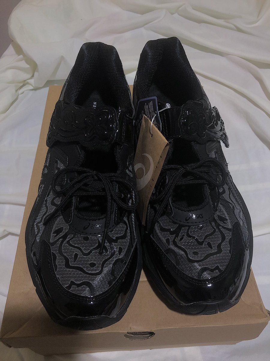 rainbowhalo__'s tweet photo. wts ph only 

Anyone who’s interested in buying asics x cecilie bahnsen shoes? Bought them from indonesia.

⭐️Size 41 
⭐️ New (didn’t have the chance to use them so they were only kept inside the box) 

Please dm me if you’re interested :) https://t.co/vU5sy426Zd