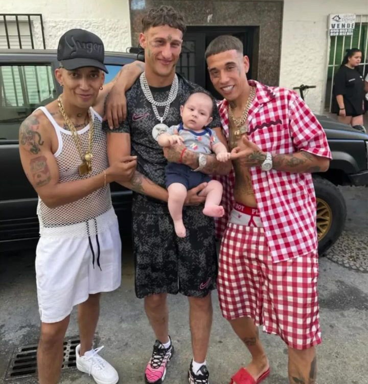 salvii🧛🏻 (@yourpussymydrug) on Twitter photo 