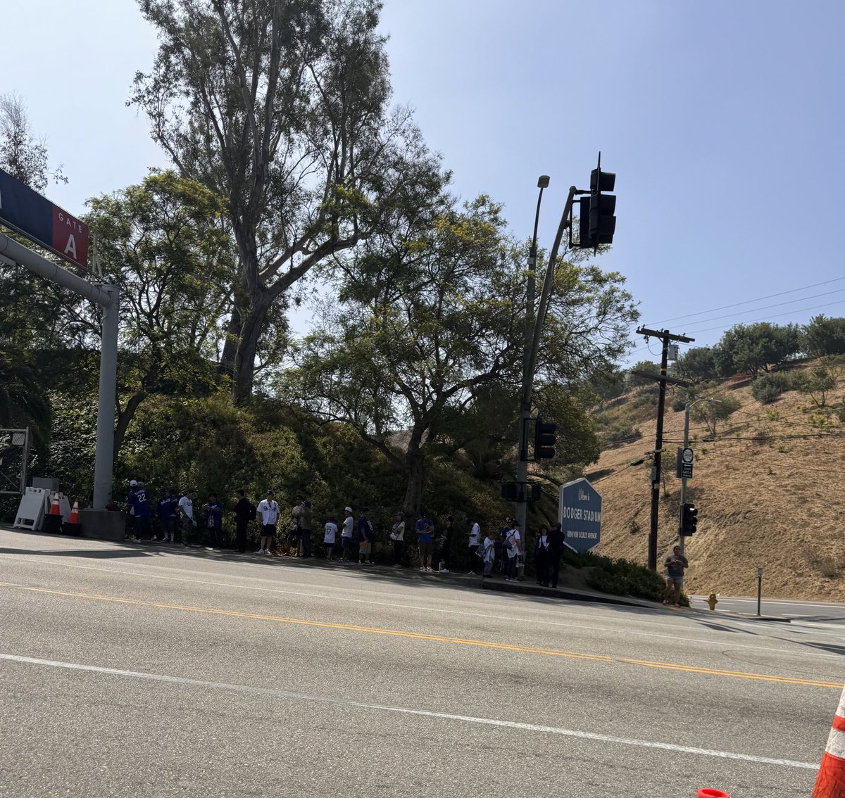EHernandezTV's tweet photo. Fans are lining up at the gates for Shohei Ohtani bobble head night at 11 AM. The game is at 7:10pm. https://t.co/ibr8Glepxj
