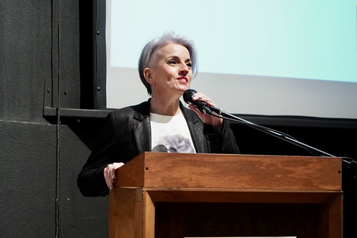 🟢 Este miércoles la Seremi <a href="/gaia_stegui/">Maite A. Castro Gallastegui</a> dio el vamos al Congreso Nacional <a href="/explora_cl/">Programa Explora</a> en su jornada interregional, que en #Valdiviaxl reúne a más de 100 estudiantes y docentes de #LaAraucanía, #LosRíos, #LosLagos y #Aysén 🙌🏼

#MinCienciaEnRegiones