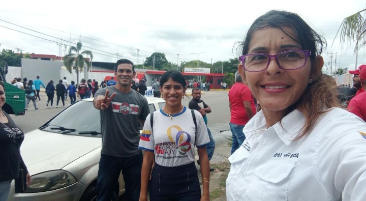 Movimiento por la Paz y la Vida Barinas y Pueblo Barinas en la Calle Presente en la Gran Marcha y Concentración del Primer Mes de la Victoria Popular de Nuestro Presidente Nicolás Maduro