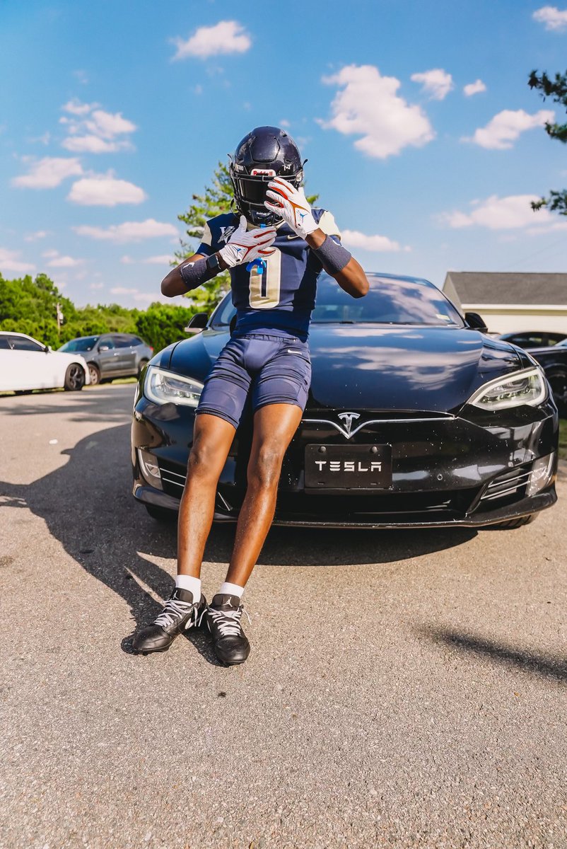 First game of the season tomorrow leh do it😶‍🌫️ <a href="/VarinaFootball/">Varina Football</a> <a href="/RecruitingVHSFB/">Varina HS Football Recruiting</a>