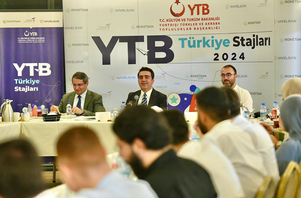 haditurus's tweet photo. 🇹🇷 #YTBTürkiyeStajları programımız kapsamında  4 farklı ülkede yaşayan ve ülkemizde misafir ettiğimiz yetenekli 38 genç mühendis adayı arkadaşlarımız ile biraraya geldik. 
Savunma Sanayimizin yüz akı şirketlerinden @TUSAS_TR  de bir ay boyunca staj yapan genç kardeşlerimizin Türkiye Yüzyılına Türk diasporası olarak büyük katkılar sunacakları aşikar.
Kendilerine başarılar diliyoruz.