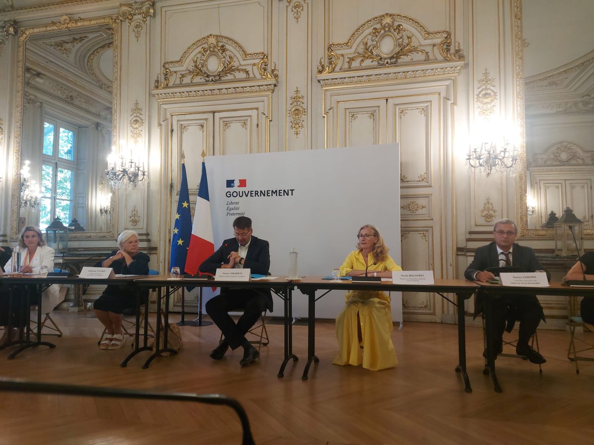 🚛 L'UNOSTRA et la <a href="/FNTR/">FNTR</a>  en réunion ministérielle à Paris pour aborder les défis de la rentrée dans le transport scolaire, prévue pour ce lundi 2 septembre.