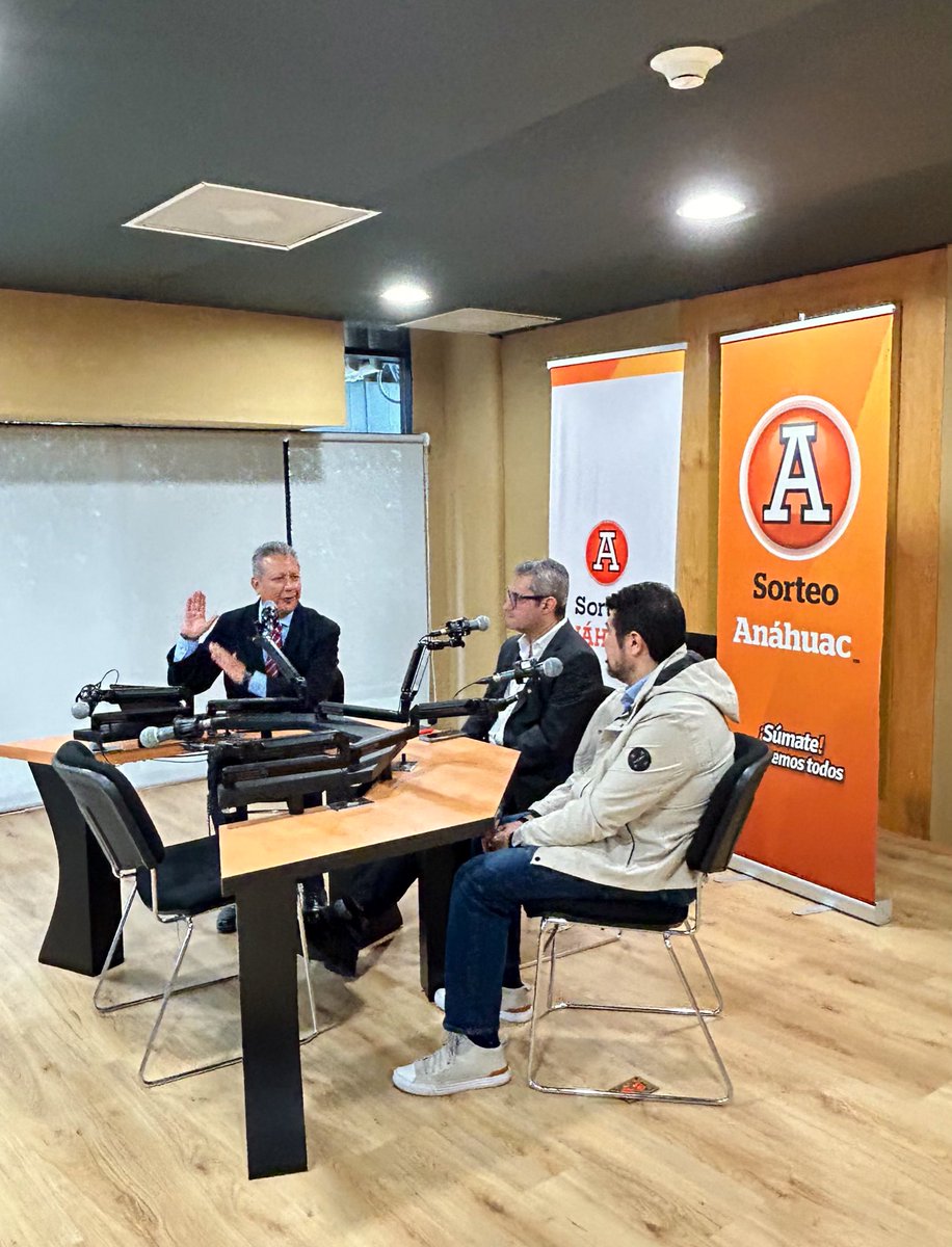 Ya puedes escuchar la entrevista que llevamos a cabo en #AltaVelocidadRadio desde las cabinas de <a href="/RadioAnahuacAM/">Radio Anáhuac</a> con <a href="/RubenHG/">Ruben Hoyo</a> de <a href="/KiaMexico/">Kia México</a> y con José Luis Arenas Director General de <a href="/SorteoAnahuac/">Sorteo ANÁHUAC</a> 
<a href="/Lau_TiradoPR/">Laura Tirado</a>

Disponible en el siguiente link 👇🏻

👉🏻  spoti.fi/3T5qMbD
