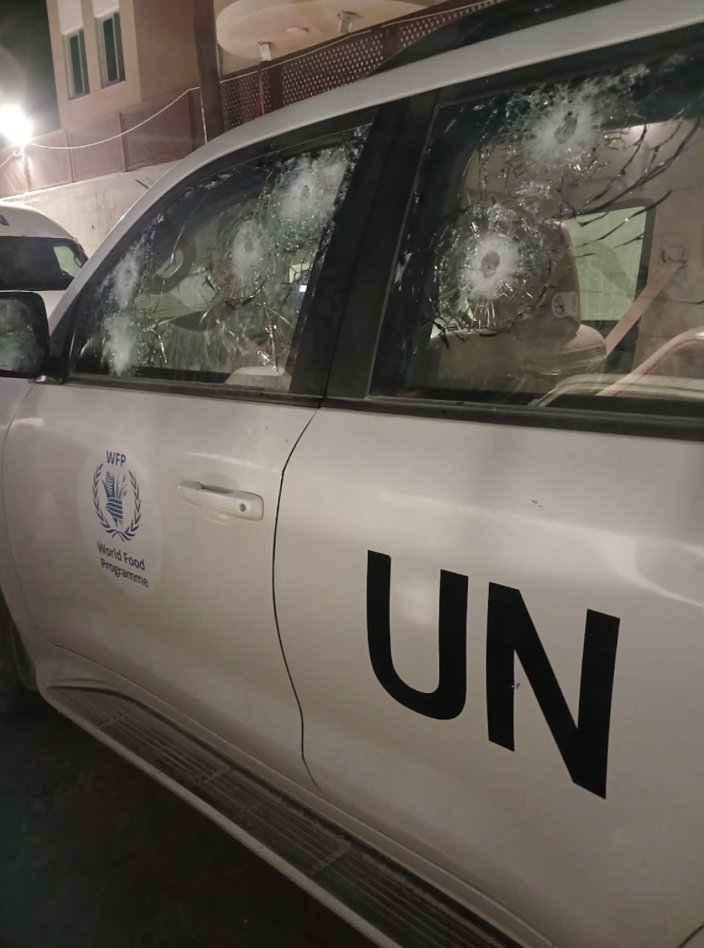 Charles Lister (@charles_lister) on Twitter photo NEW -- the <a href="/UN/">United Nations</a>'s World Food Programme is pausing all aid movement within #Gaza, after one of its convoys was fired upon by <a href="/IDF/">Israel Defense Forces</a> forces near a checkpoint yesterday. NEW -- the <a href="/UN/">United Nations</a>'s World Food Programme is pausing all aid movement within #Gaza, after one of its convoys was fired upon by <a href="/IDF/">Israel Defense Forces</a> forces near a checkpoint yesterday.