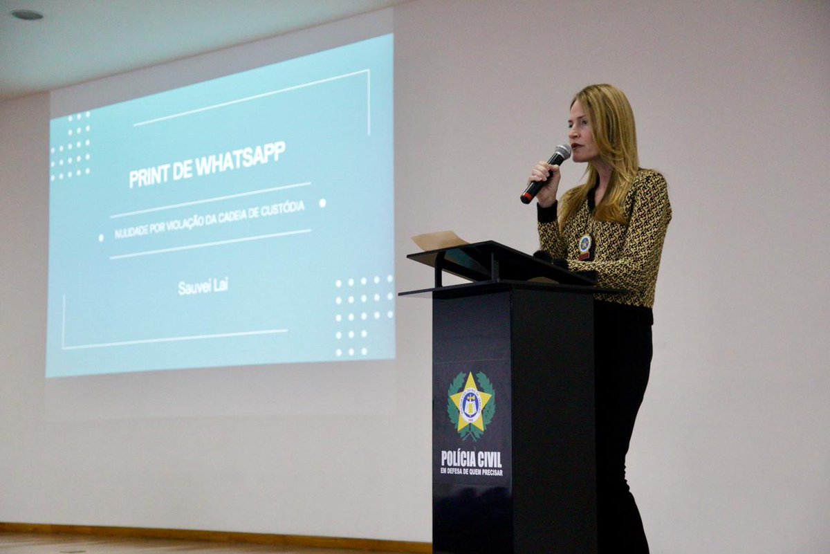 PCERJ's tweet photo. A Polícia Civil #RJ, por meio da #Acadepol, promoveu mais um workshop para atualização dos conhecimentos jurídicos e técnicos de policiais civis sobre a obtenção de provas digitais em investigações criminais.

Leia a matéria completa sobre o evento🔗
https://t.co/EG3PDQ0U2C https://t.co/kwQN3x8CW9